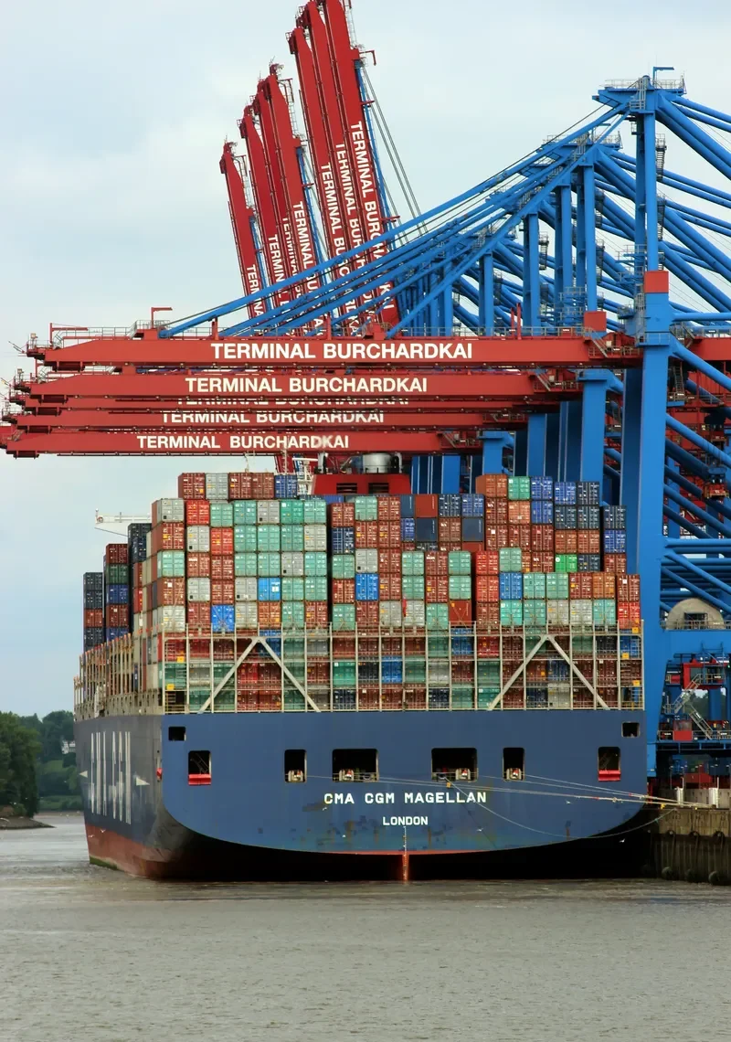 CMA CGM MAGELLAN Container Ship IMO 9454424 photo 5