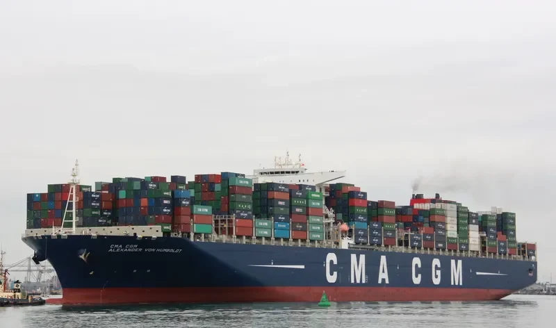 CMA CGM ALEXANDER VON HUMBOLDT Container Ship IMO 9454448 photo 2