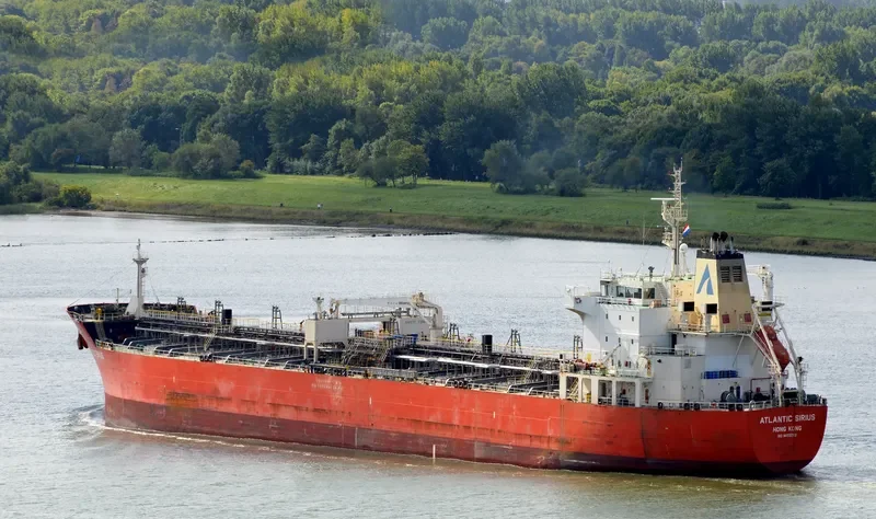 ATLANTIC SIRIUS Tanker IMO 9455052 photo 2