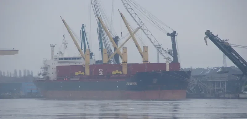 BREEZE Bulk Carrier IMO 9455650 photo 21
