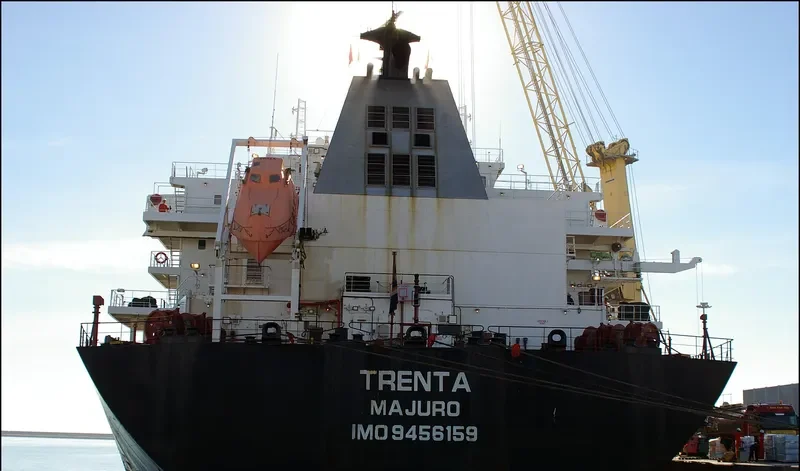 TRENTA Bulk Carrier IMO 9456159 photo 28