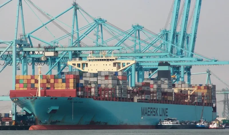 MAERSK ESSEN Container Ship IMO 9456783