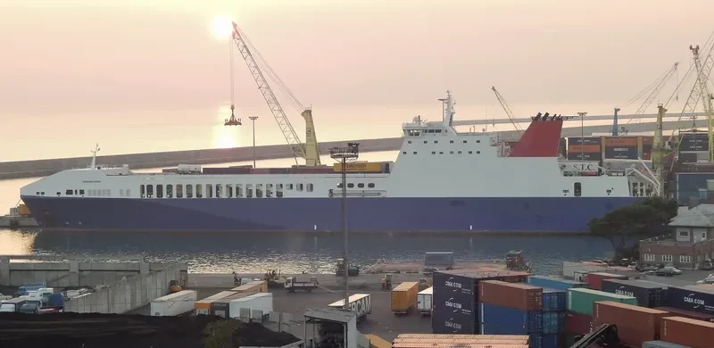 EUROCARGO SAVONA Ro-Ro IMO 9457191 photo 10