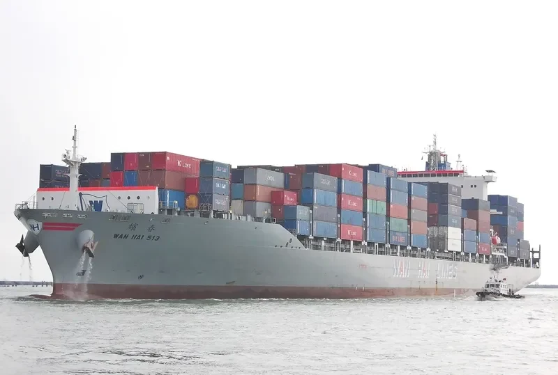 WAN HAI 513 Container Ship IMO 9457634 photo 7