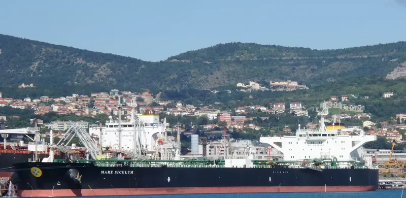 MARE SICULUM Tanker IMO 9457892 photo 8