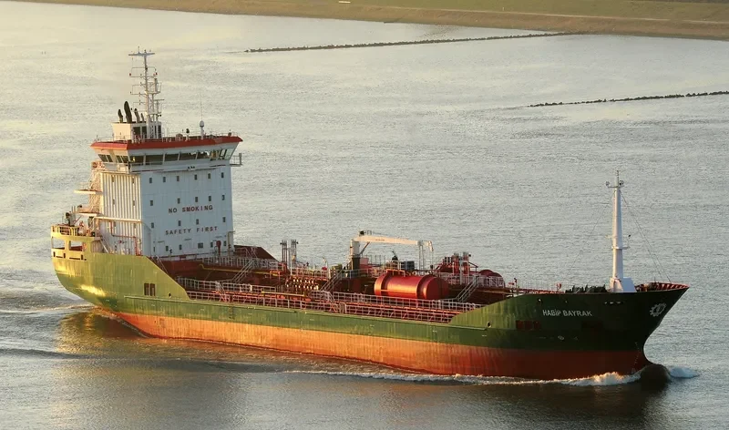 HABIP BAYRAK Tanker IMO 9458183 photo 2