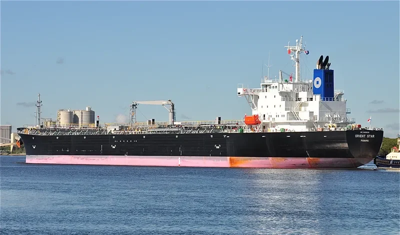 DEE4 CEDAR Tanker IMO 9459230 photo 10