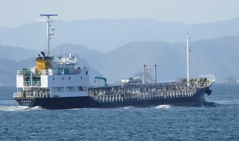 OZU MARU NO.5 Tanker IMO 9459589 photo 9