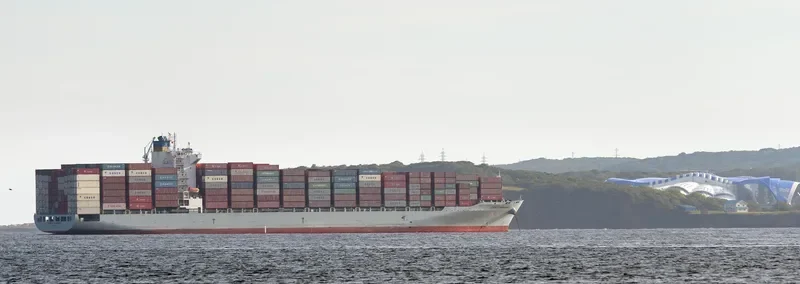 COSCO KAWASAKI Container Ship IMO 9459632 photo 3