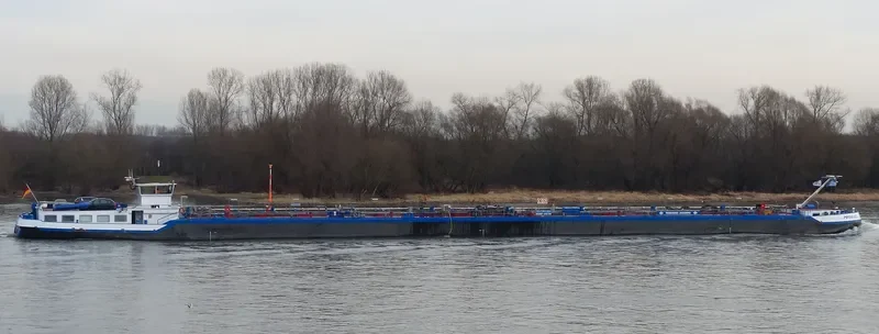 MANUEL Tanker IMO 9459929 photo 10