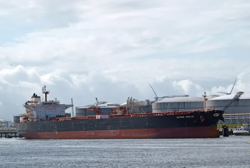 ALPINE AMALIA Tanker IMO 9460136 photo 6