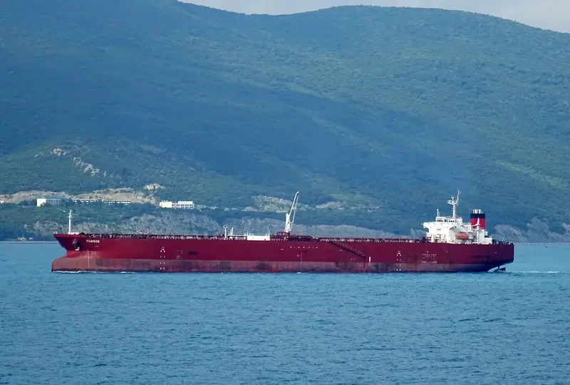 BARONESS Tanker IMO 9460576 photo 3