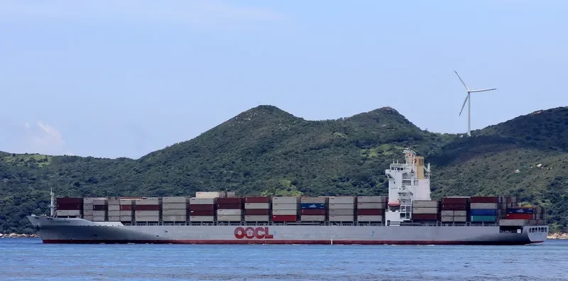 OOCL CHARLESTON Container Ship IMO 9461790 photo 10