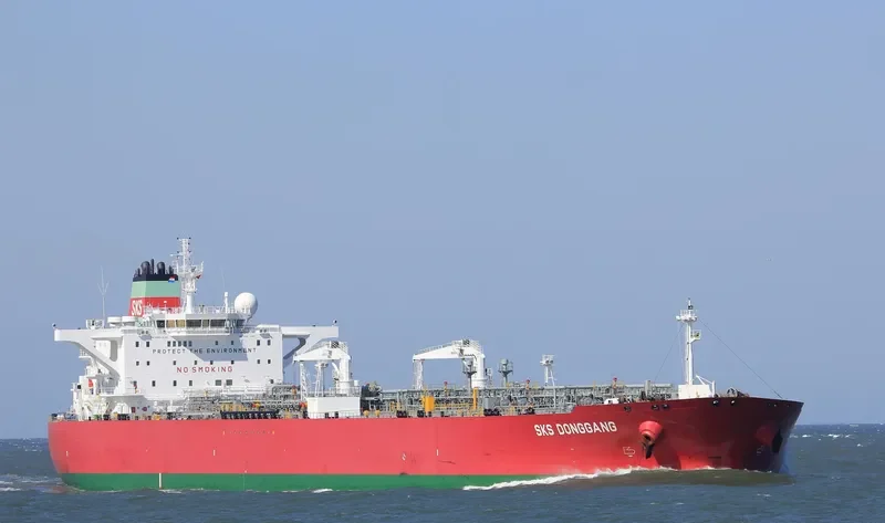 SKS DONGGANG Tanker IMO 9461855 photo 7