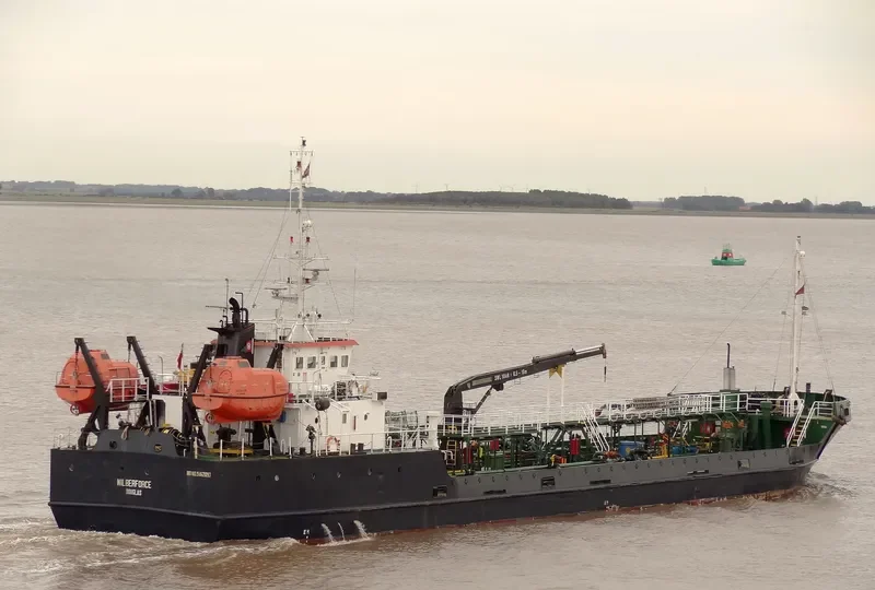VISSEL Tanker IMO 9462093 photo 3