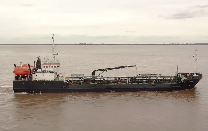 VISSEL Tanker IMO 9462093 photo 5