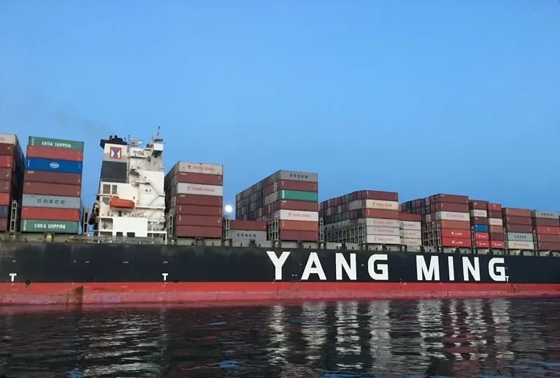 YM UBIQUITY Container Ship IMO 9462706 photo 5