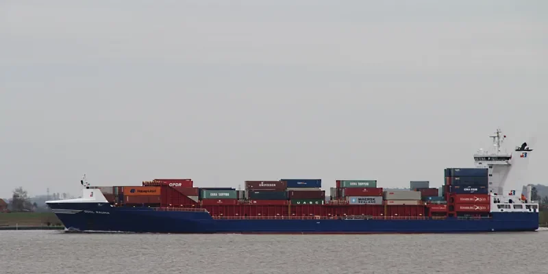 OOCL RAUMA Container Ship IMO 9462794 photo 4