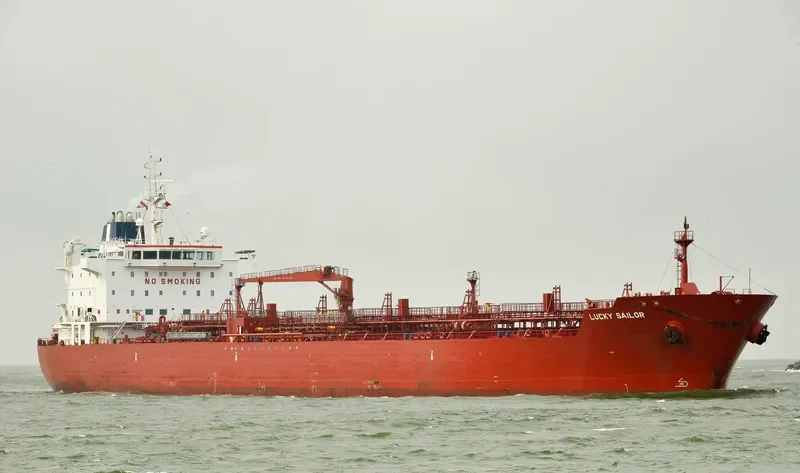 LUCKY SAILOR Tanker IMO 9464352 photo 6