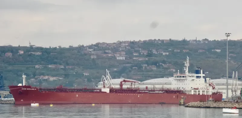 AGIOS NIKOLAOS IV Tanker IMO 9464364 photo 10
