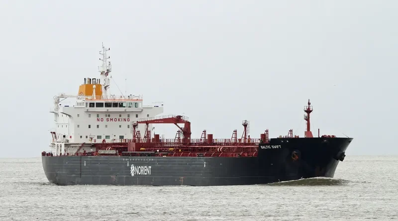 BALTIC SWIFT Tanker IMO 9464376 photo 7