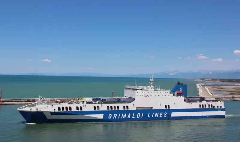 EUROCARGO MALTA Ro-Ro IMO 9465514 photo 3