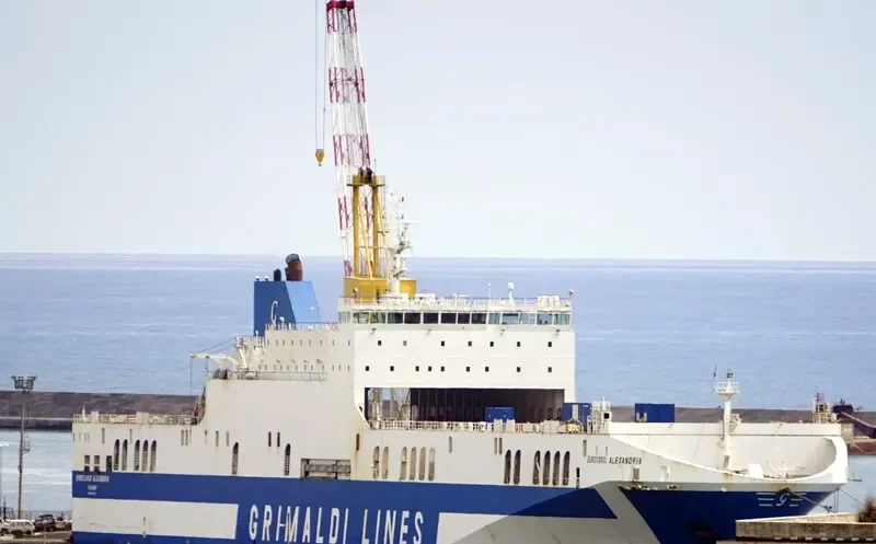EUROCARGO ALEXANDRIA Ro-Ro IMO 9465540 photo 4