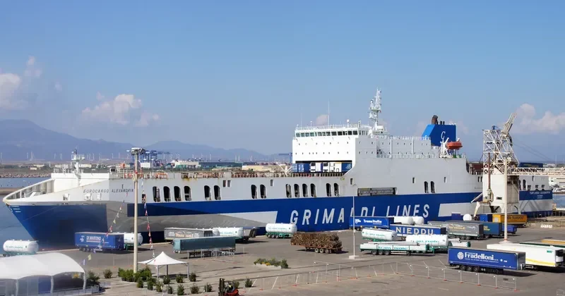 EUROCARGO ALEXANDRIA Ro-Ro IMO 9465540 photo 7