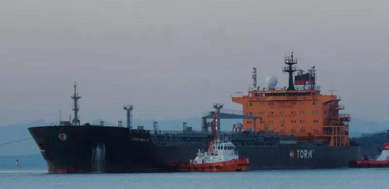 TORM AMALIE Tanker IMO 9466025 photo 10