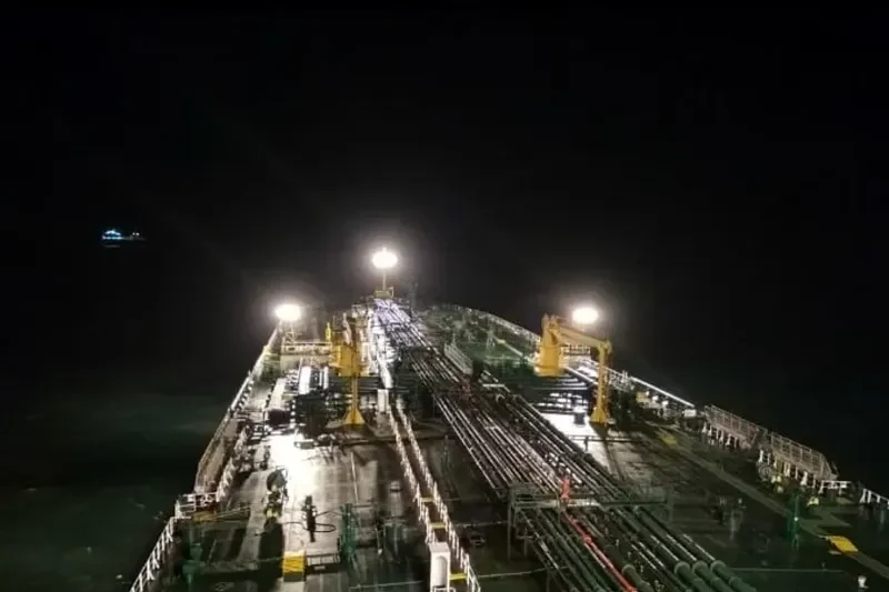 DESH SURAKSHA Tanker IMO 9467768 photo 7
