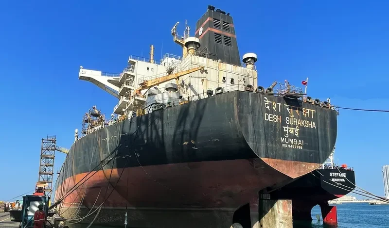 DESH SURAKSHA Tanker IMO 9467768 photo 10