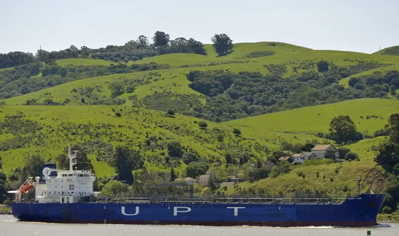 MOUNT KIBO Tanker IMO 9470997 photo 5