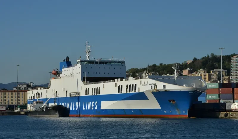 EUROCARGO RAVENNA Ro-Ro IMO 9471056 photo 2