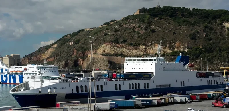 EUROCARGO CAGLIARI Ro-Ro IMO 9471068 photo 2