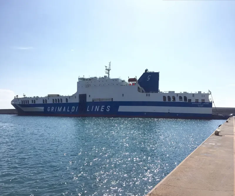 EUROCARGO LIVORNO Ro-Ro IMO 9471070 photo 5