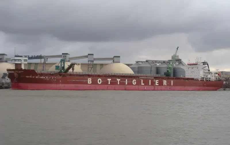 BOTTIGLIERI SOPHIE GREEN Bulk Carrier IMO 9471630 photo 4