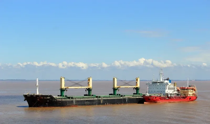 M CONFIDANTE Bulk Carrier IMO 9471666 photo 2
