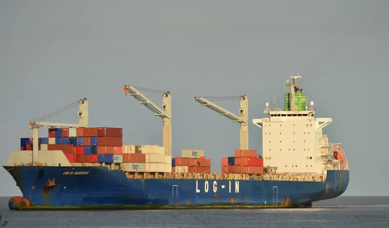 LOG IN JACARANDA Container Ship IMO 9471886 photo 6