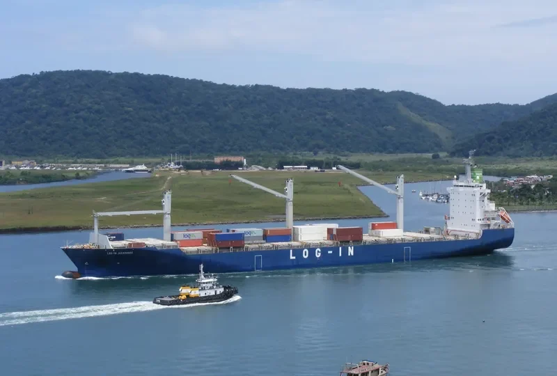 LOG IN JACARANDA Container Ship IMO 9471886 photo 10