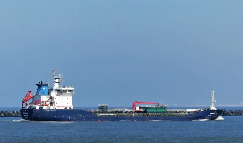 RUBINO Tanker IMO 9474450 photo 3