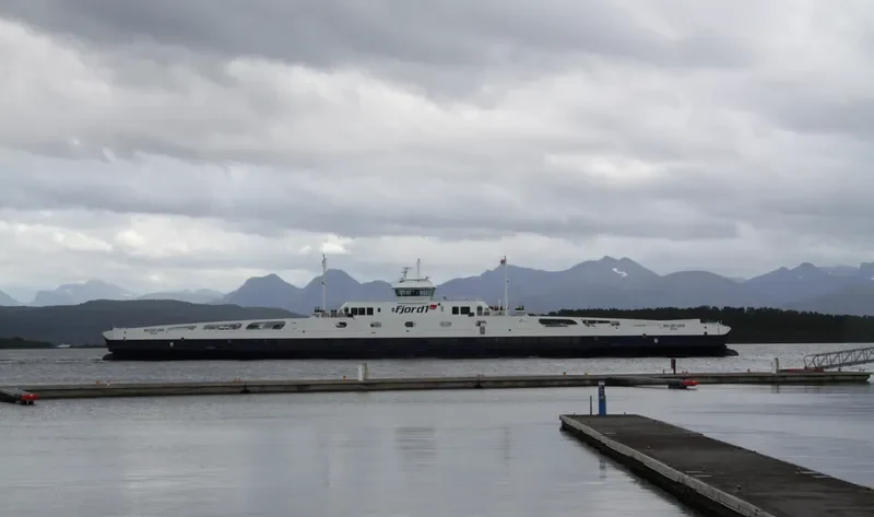 MOLDEFJORD Ro-Ro IMO 9477115 photo 2