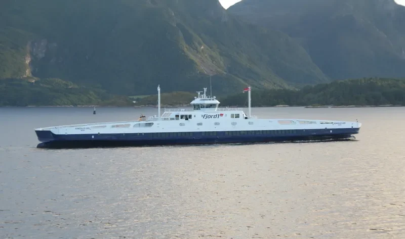 ROMSDALSFJORD Ro-Ro IMO 9477139 photo 9