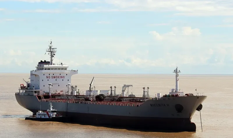 MAKENITA H Tanker IMO 9477775 photo 2
