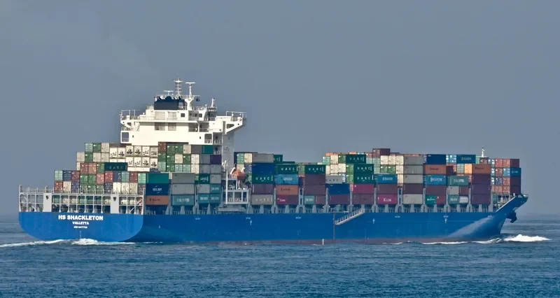 MEGALOPOLIS Container Ship IMO 9477799 photo 4