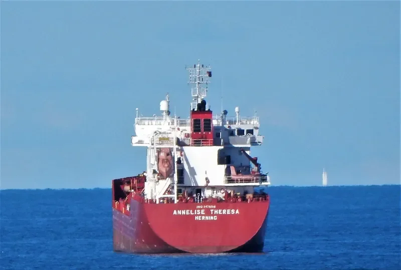 ANNELISE THERESA Tanker IMO 9478286 photo 8