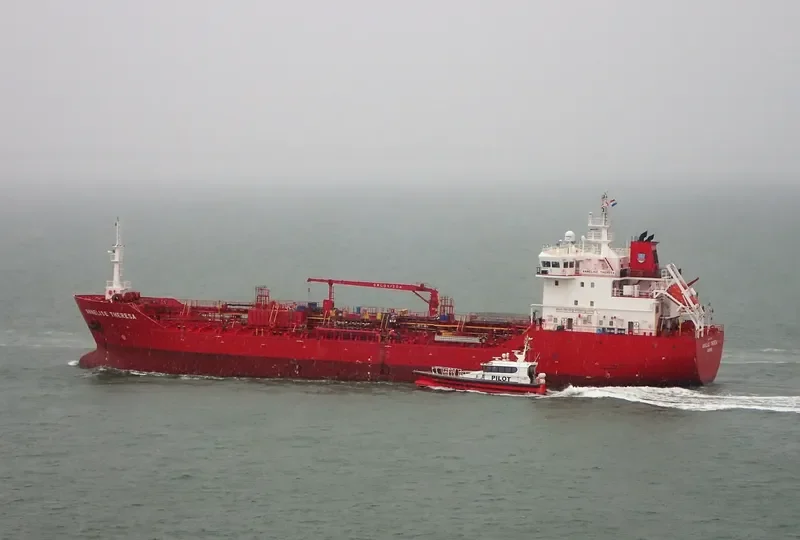 ANNELISE THERESA Tanker IMO 9478286 photo 9