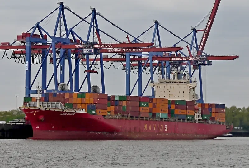 NAVIOS DOMINO Container Ship IMO 9478494 photo 8