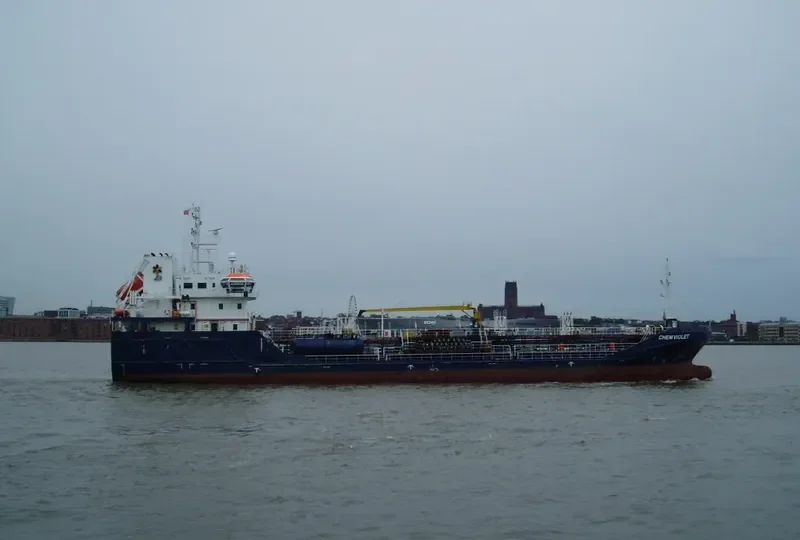 ESKE Tanker IMO 9479632 photo 2