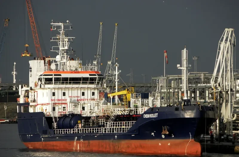 ESKE Tanker IMO 9479632 photo 7