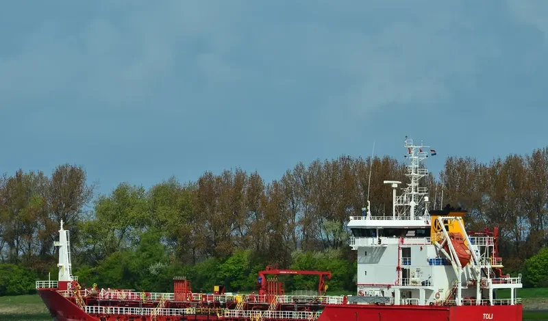 SELIN S Tanker IMO 9479670 photo 5